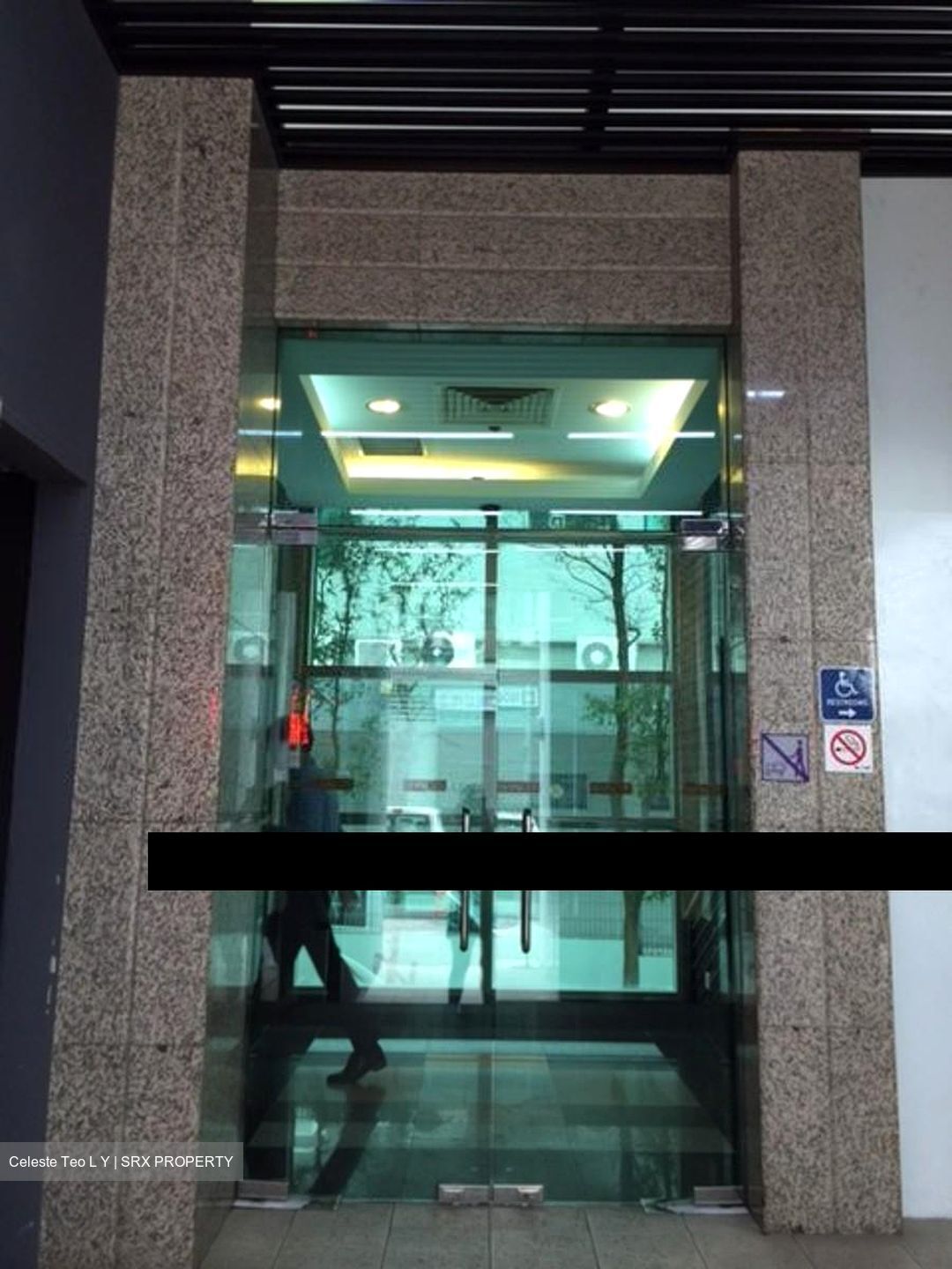 La Dolce Vita (D19), Office #464407001